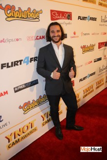 ynotcams2018_redcarpet246 